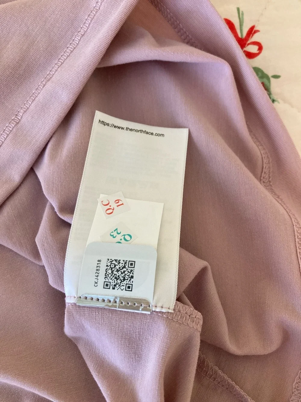 The North Face Women’s Adventure T- shirt - Picture 7 of 7